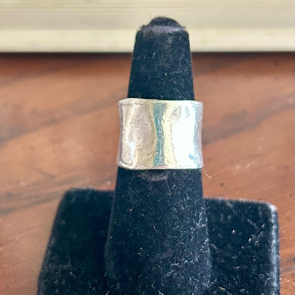 Silpada Silver Hammered cuff Ring